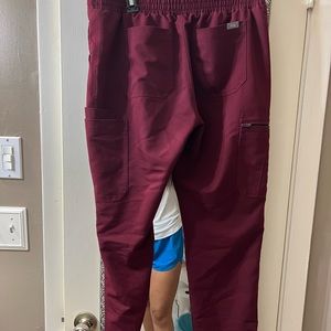 Figs burgundy petite scrub pants